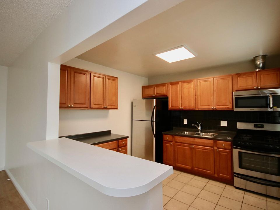 1st image of 5324 Baldwin Ave APT 37