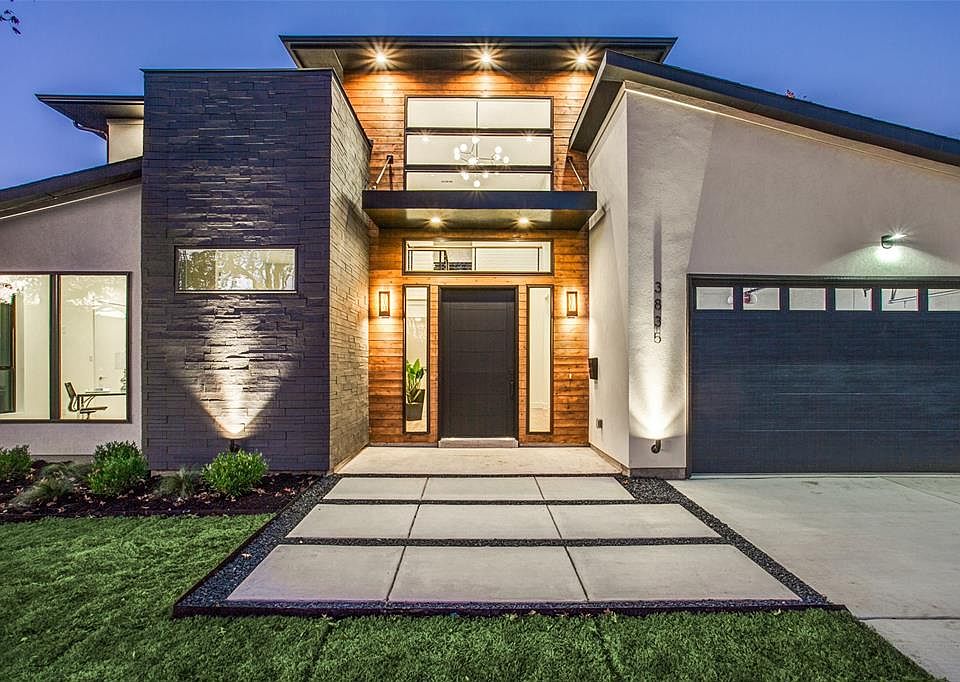 1st image of 3835 Seguin Dr
