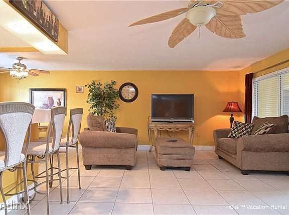 Spacious Living Room