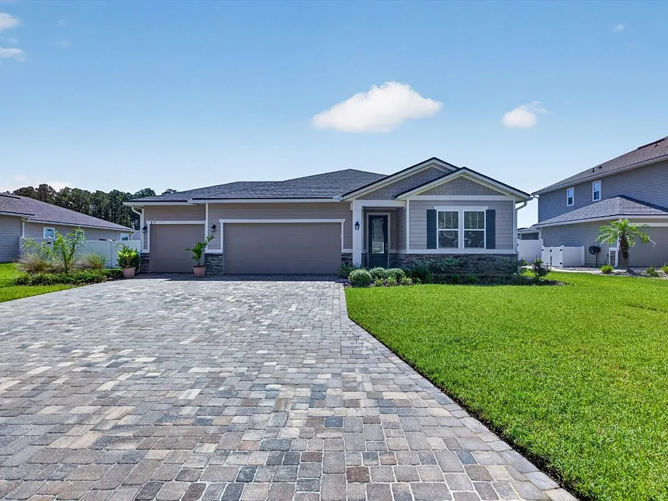 855 Flach Dr