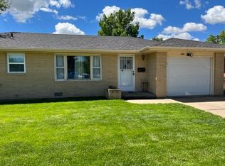 3016 Wright Ave, North Platte, NE 69101