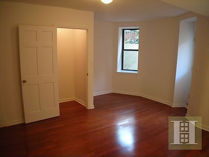 3rd image of 330 W 85th St APT 1A