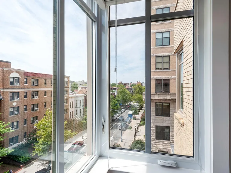 Sixteen Hundred Apartments — Photo 16