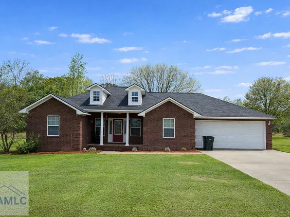 106 Lincoln Dr, Glennville, GA 30427