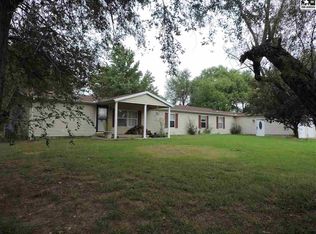 2906 E 95th Ave, Hutchinson, KS 67502