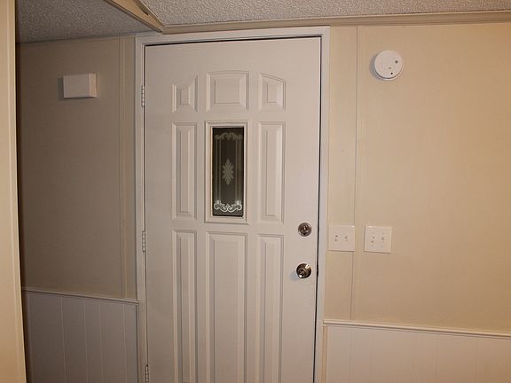 3rd image of 33300 N Highway 281 #7