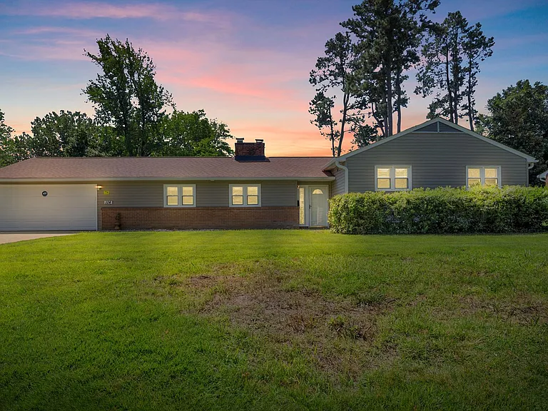 104 Charles Dillard Ln — Photo 2