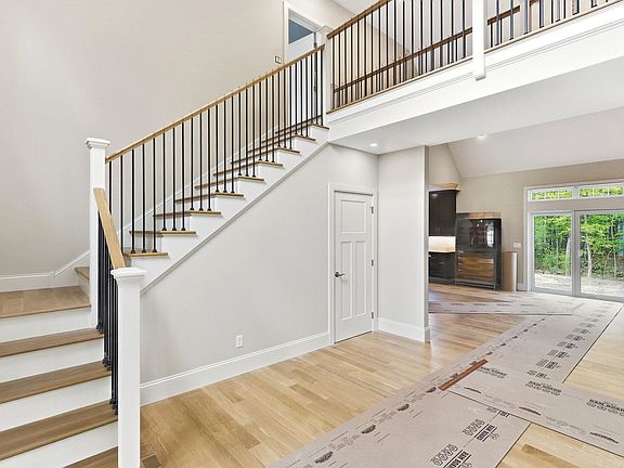 4th image of 18 Grand Avenue Lot 7