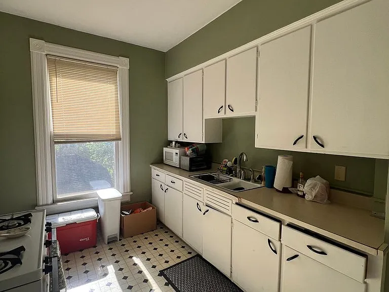 650 Jackson St — Photo 6