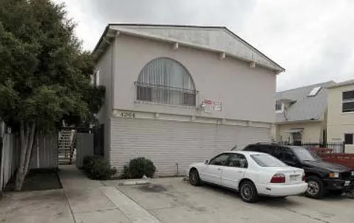 4264 Euclid Ave #6 Photo 1