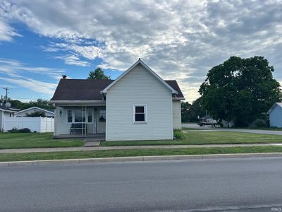 402 S Chicago St, Royal Center, IN, 46978