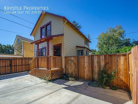 3rd image of 637 Louisiana St