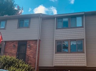 9 Amy Dr, Washington, PA 15301