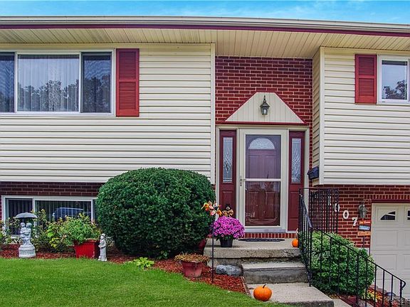 2nd image of 1007 Lea Ave