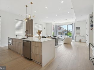 903 Quincy St NW APT 2, Washington, DC 20011