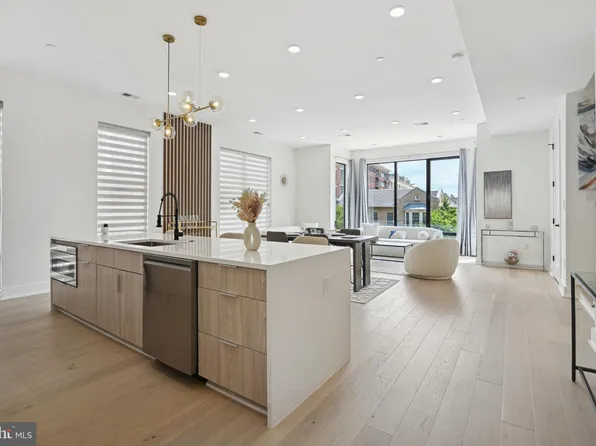 903 Quincy St NW APT 2, Washington, DC 20011