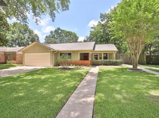 9506 Highmeadow Dr, Houston, TX 77063
