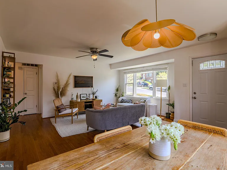 3104 Gumwood Dr — Photo 3
