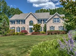 10 Spring Lake Dr, Far Hills, NJ 07931