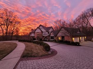 518 Viking Landing Ct, Dayton, OH 45434