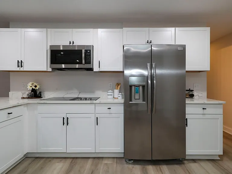 208 Fairfax Way — Photo 17