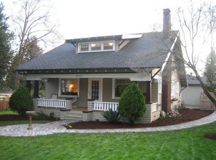 6635 SW Canyon Dr, Portland, OR 97225
