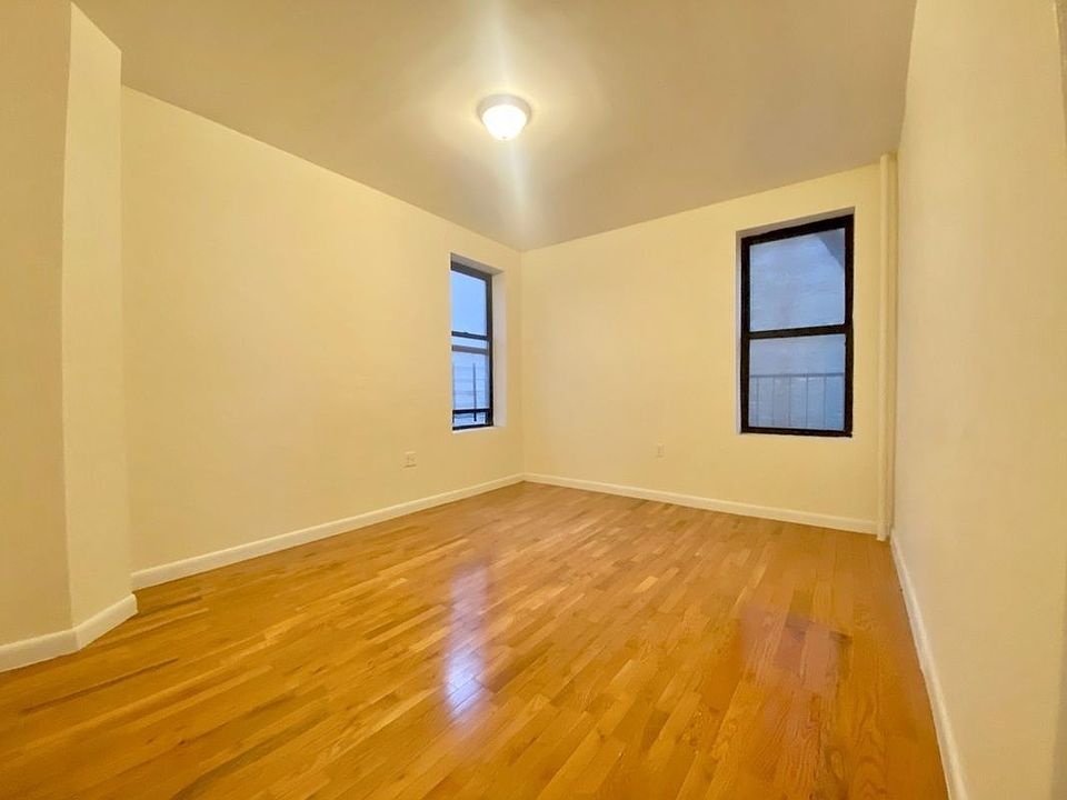 1st image of 575 W 187th St APT 35