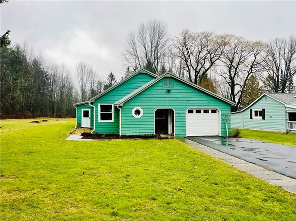 42 Prospect St, Fillmore, NY 14735