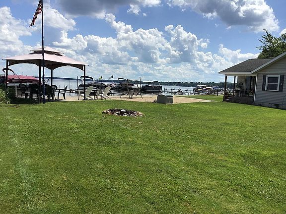 3rd image of 6366 W Houghton Lake Dr #1