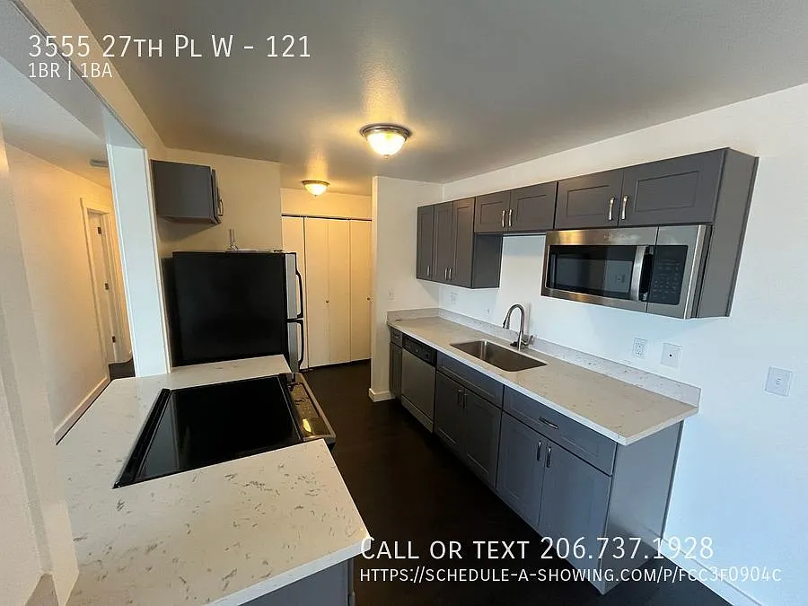 Spacious, Upgraded 1-Bedroom Apartment in the Heart of Magnolia — Photo 3
