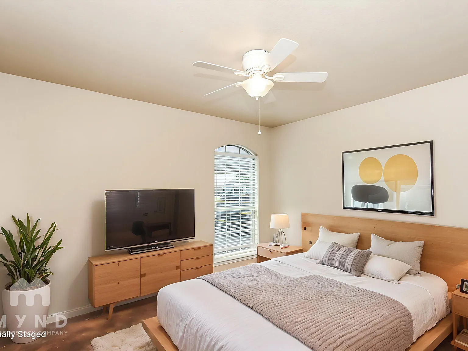 3 bed, 2.0 bath, 1250 sqft, $1,599 — Photo 3