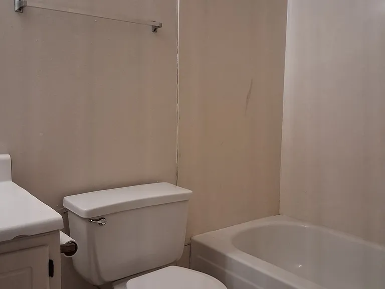 8240 Ned Ave #D — Photo 23