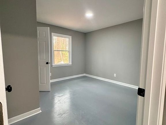 2nd image of 110B Maplewood Ct