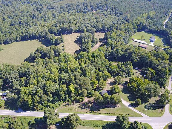 3rd image of 1810 Blacksburg Hwy