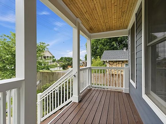 4th image of 6012 Louisiana Ave #B
