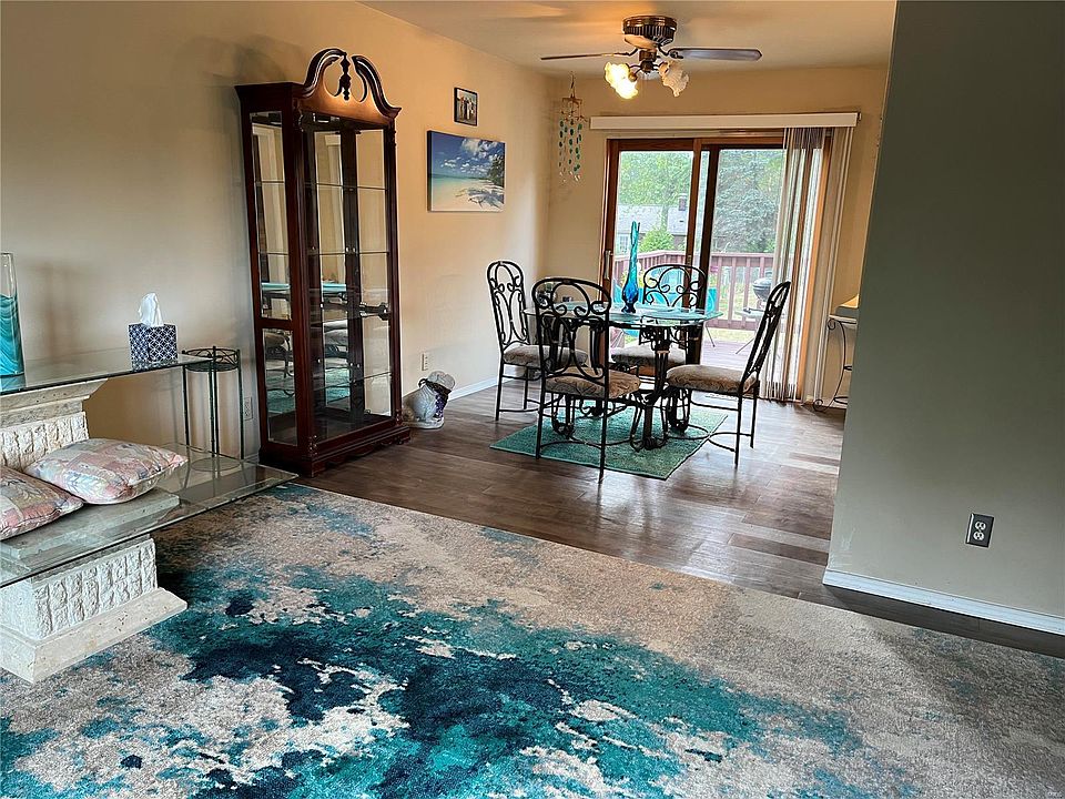 5751 Kerth Rd, Saint Louis, MO 63128 Zillow