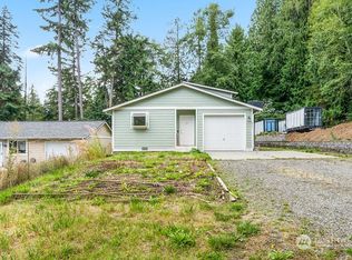 6347 NE Pear St, Suquamish, WA 98392