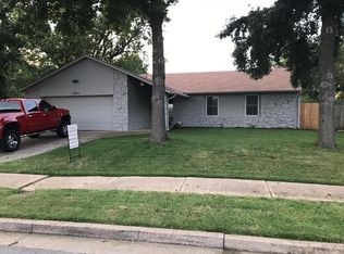 12511 E 37th Pl, Tulsa, OK 74146