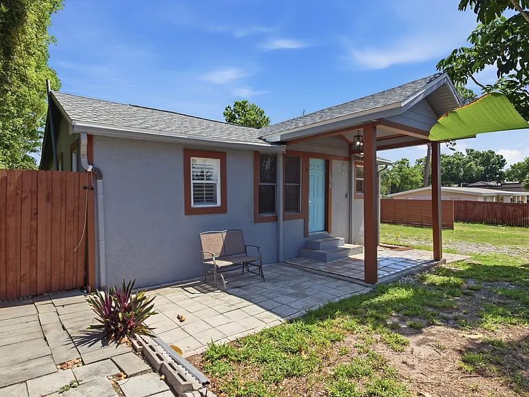 163 W Klosterman Rd — Photo 4