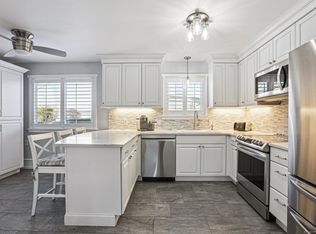592 Heritage Vlg #B, Southbury, CT 06488