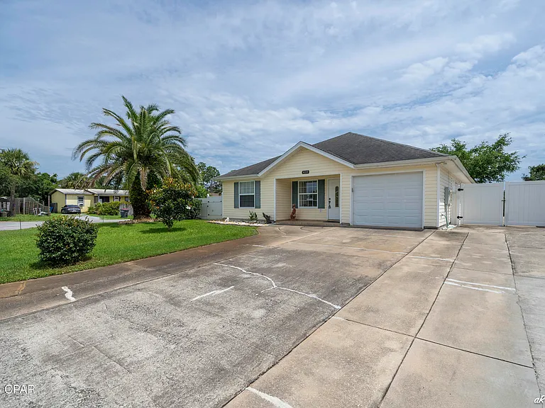 420 Water Oak Cir — Photo 28