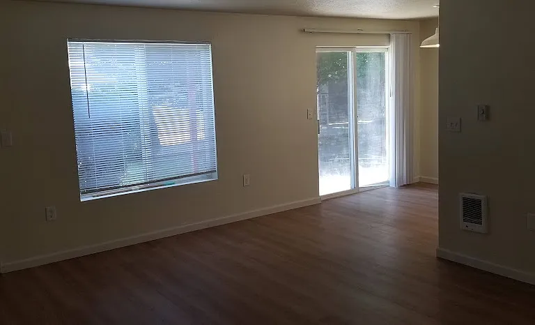 9323 SE Ramona St — Photo 1
