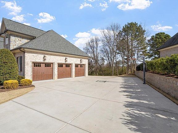 5th image of 12616 Village Springs Rd