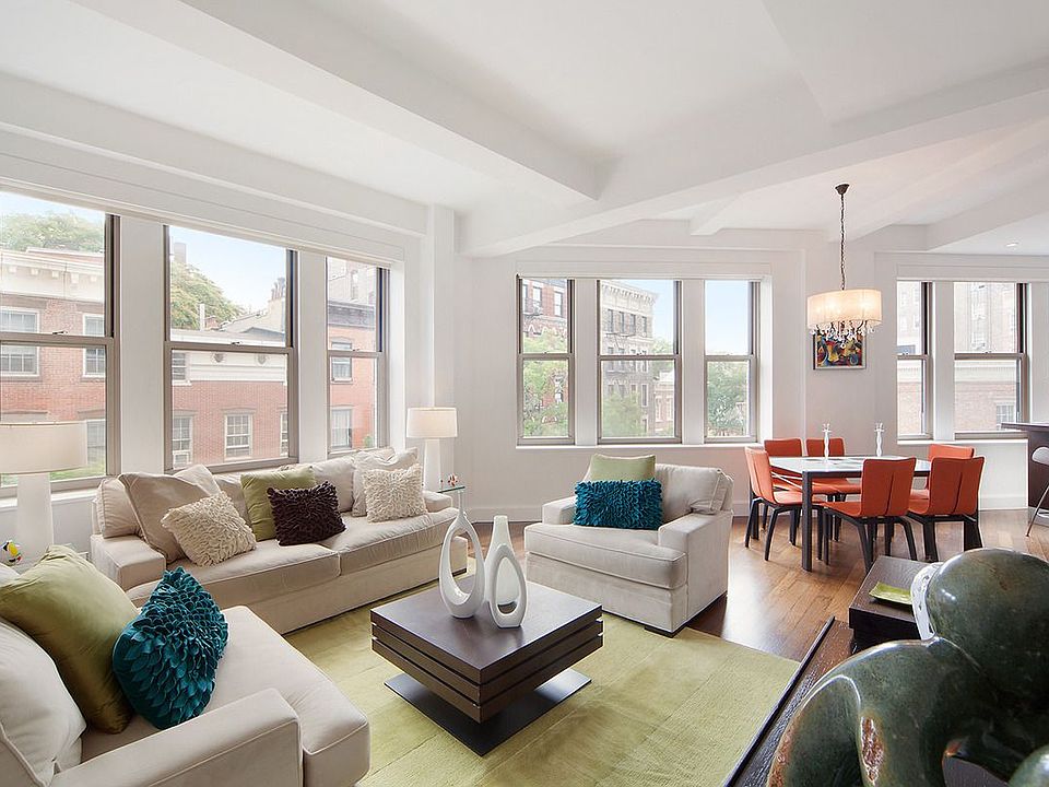 1st image of 147 Waverly Pl #4W