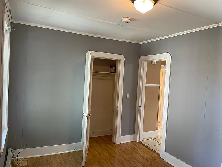 270 Washington St #2R — Photo 9
