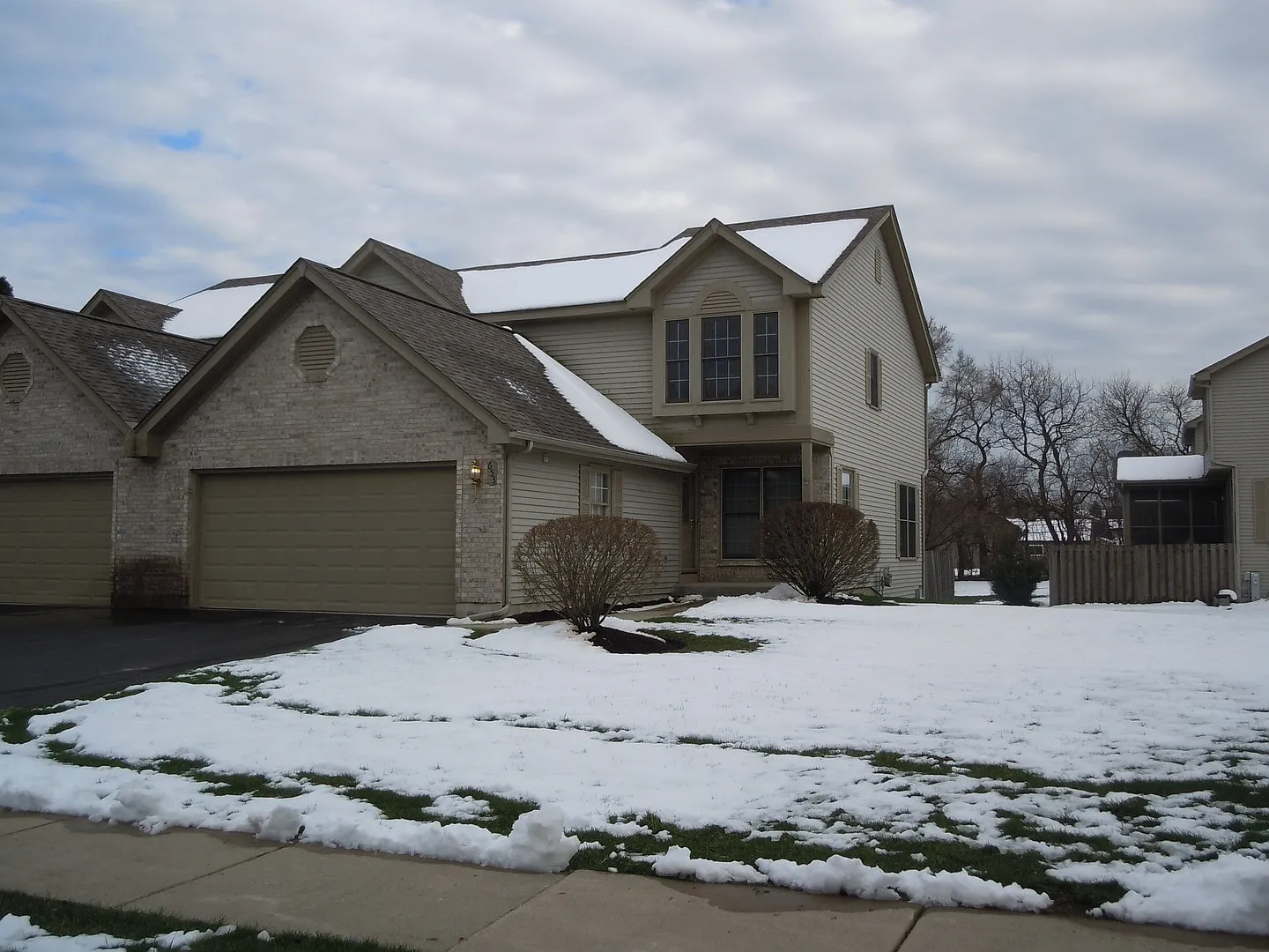 3 bed, 1993 sqft, $2,499 — Photo 2