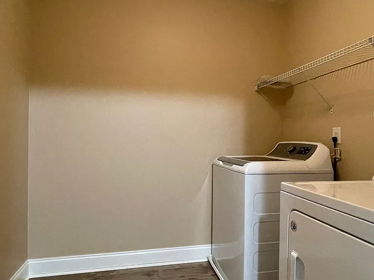 518 War Admiral Ct — Photo 25