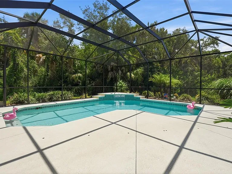 15449 Mulholland Rd — Photo 34