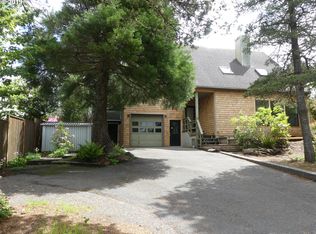 1340 Kingwood St, Florence, OR 97439