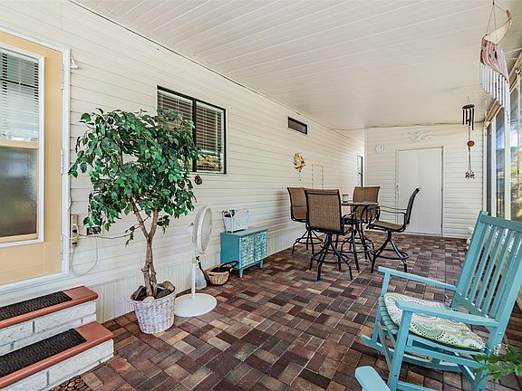 2nd image of 90 Pelican Dr N